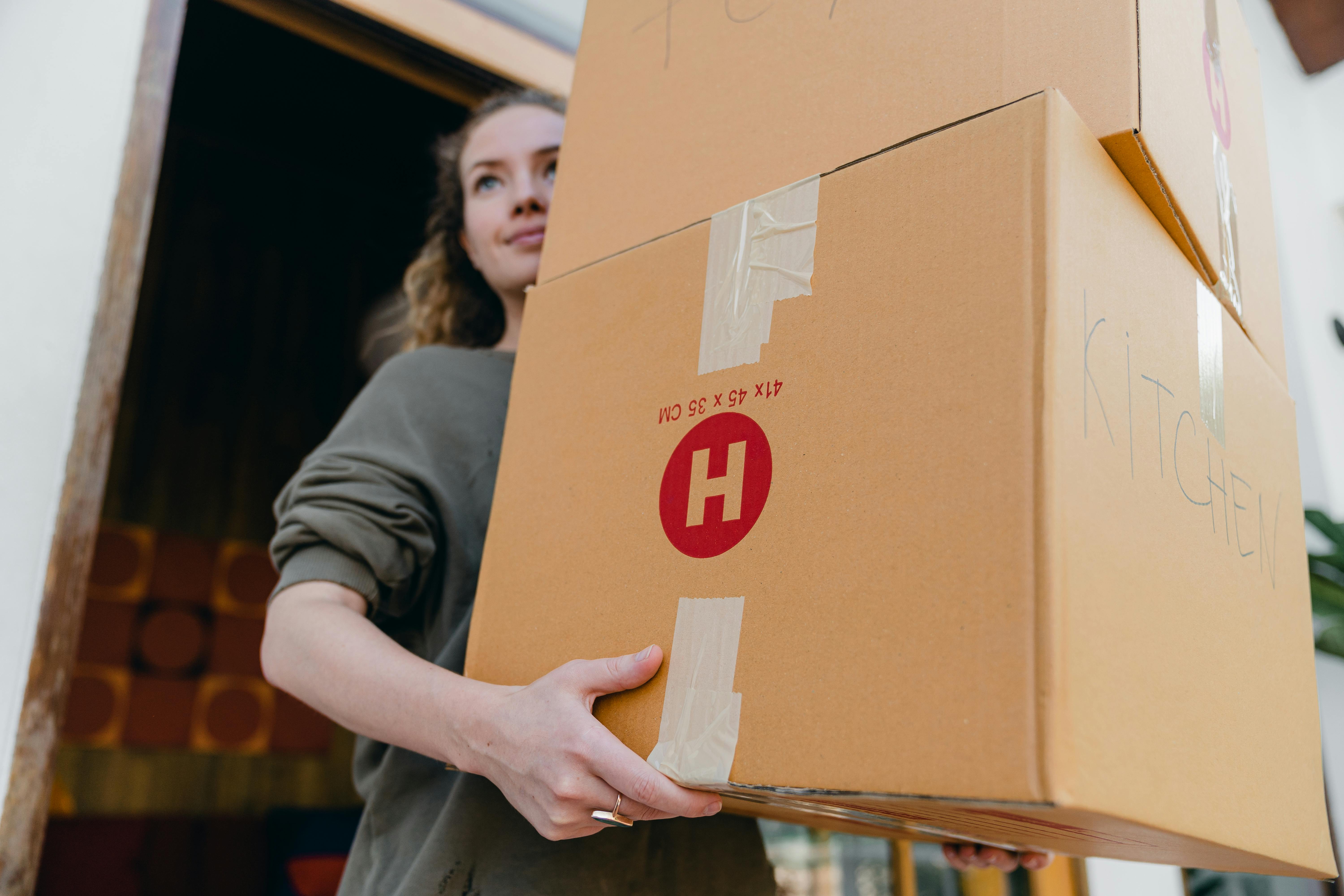 Self storage boxes for moving